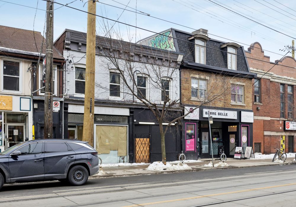 717- 719 Queen Street West